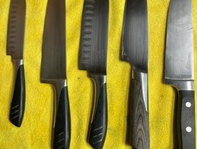 Low carbon domestic knife sharpening